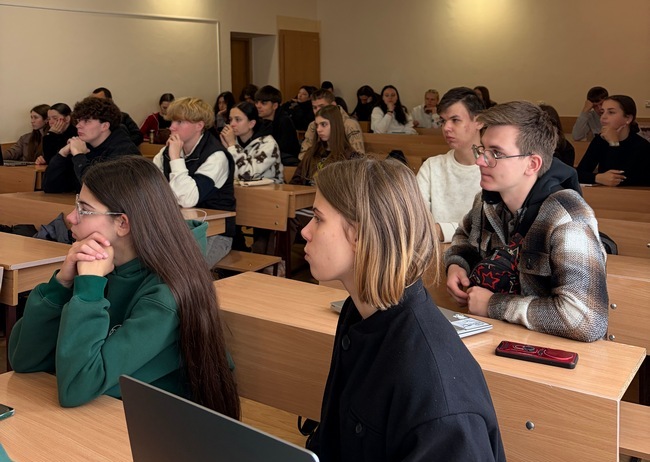 Самоорганізована аудиторія слухачів